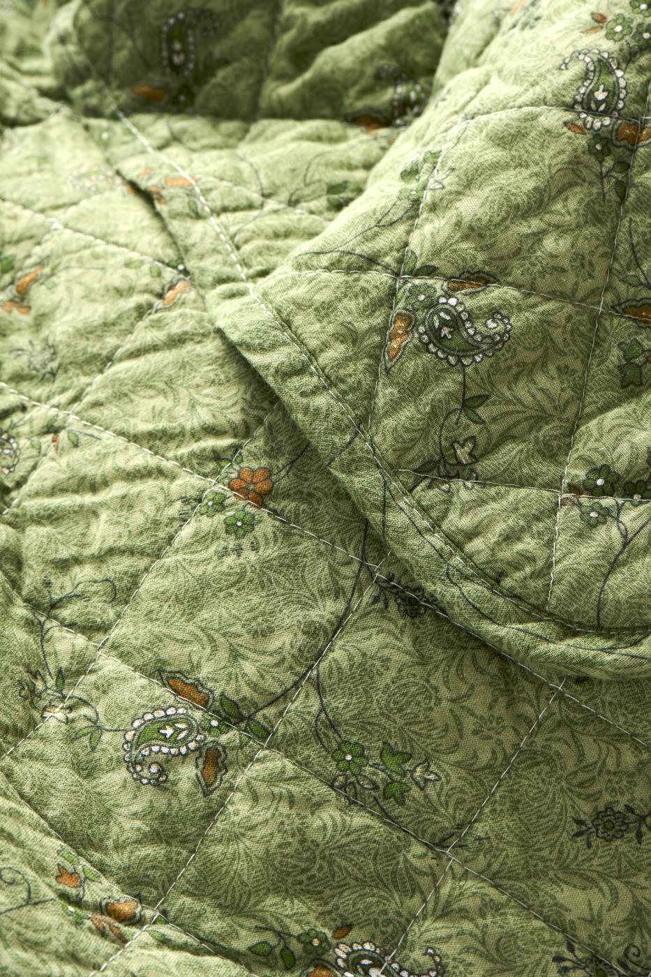 Ib Laursen - Quilt grøn med blomsterranker