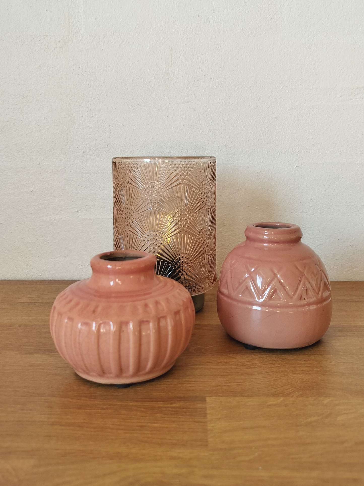 Vaser med ujævn glasur faded rose krakeleret finish, model Lea