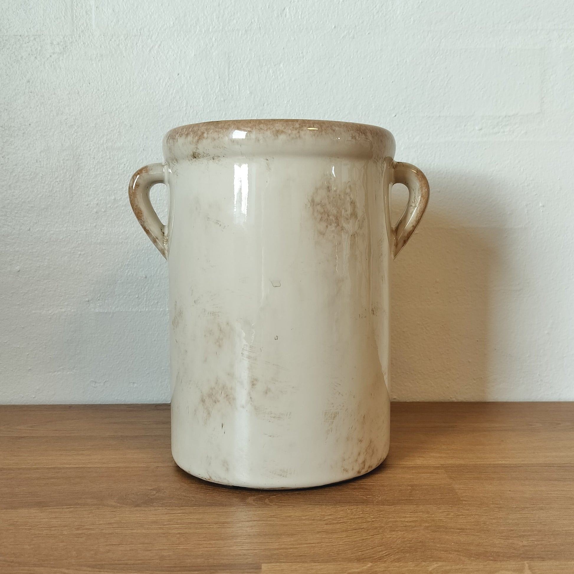 Skjuler med ører Tora H 20 cm