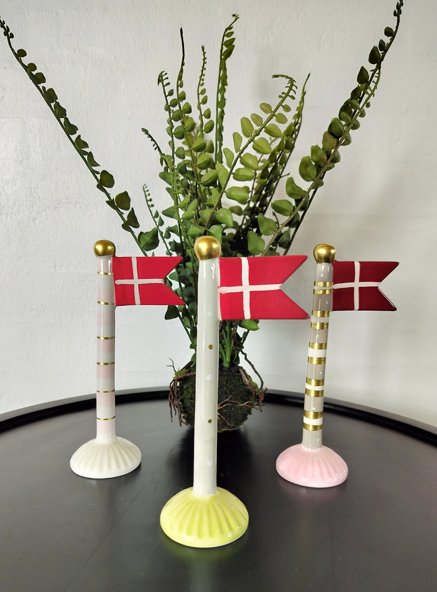 Speedtsberg - Keramik flag 9 x 6 x 19 cm (med striber og/eller prikker)