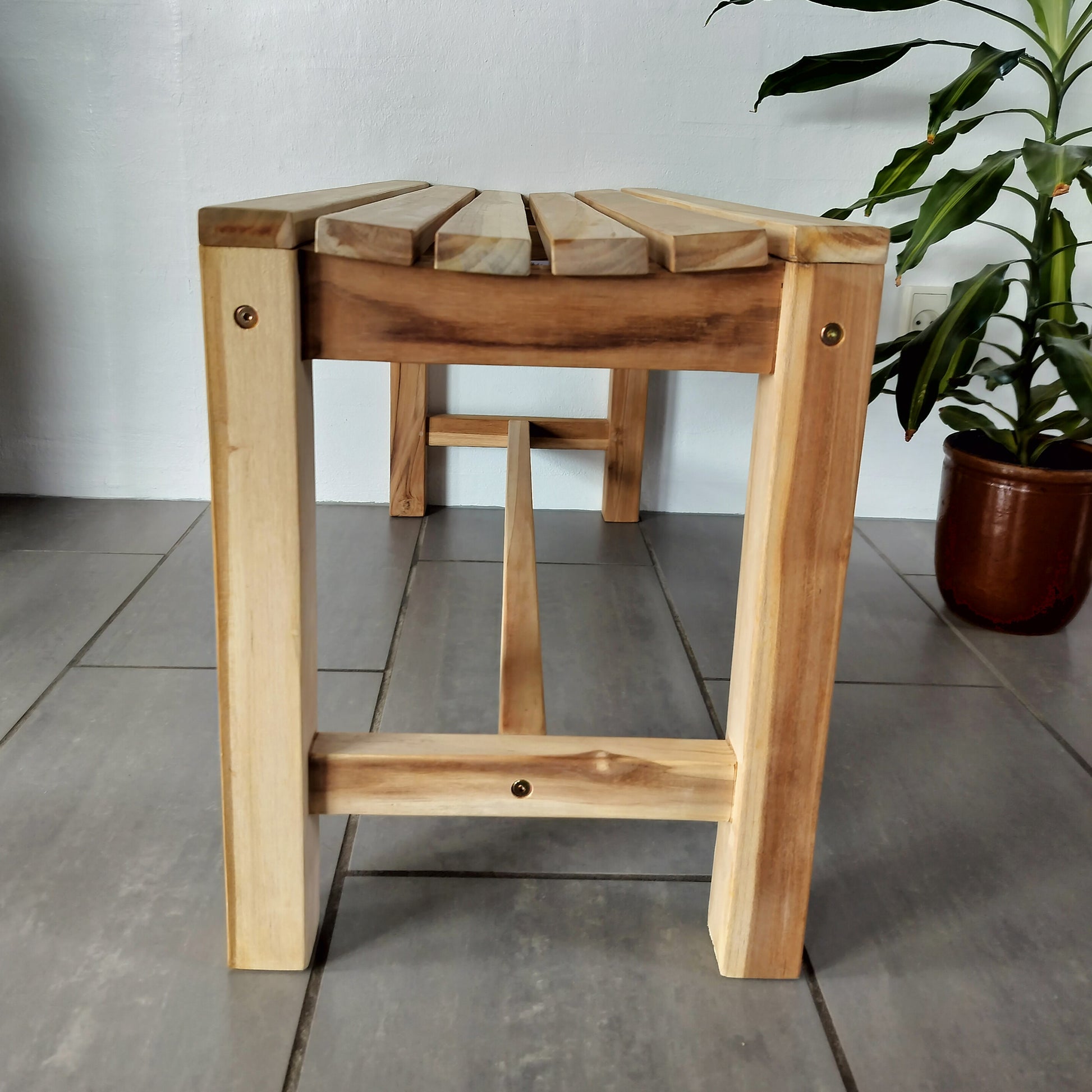 Bænk L 90 x D 35 x H 45 cm