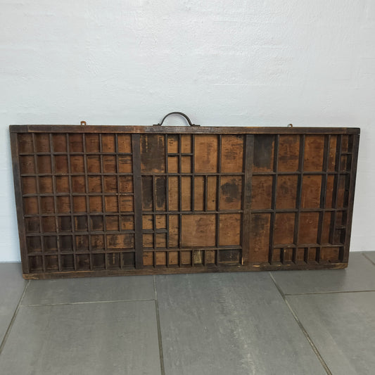 Secondhand - Gammel sættekasse B 82 x D 4,5 x  H 39 cm (mørkt træ)