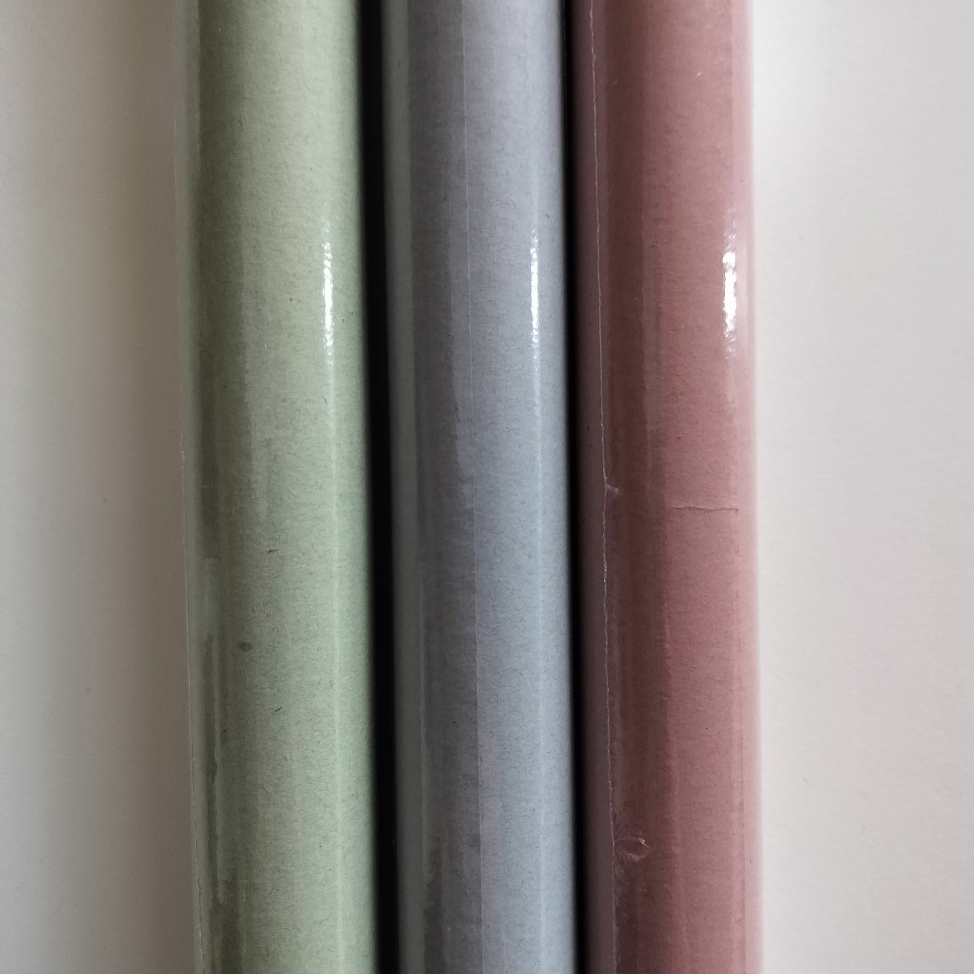 Ib Laursen - 3 stk kardus gavepapir (grøn, blågrå, rosa)