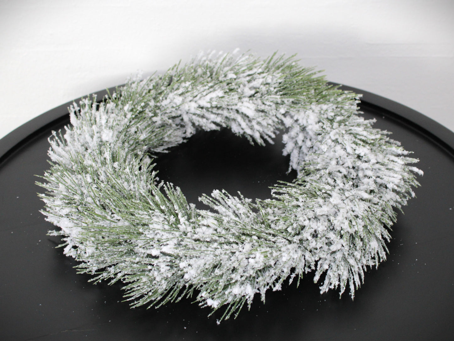 Deko Florale - Kunstig grankrans med sne ø 30 cm