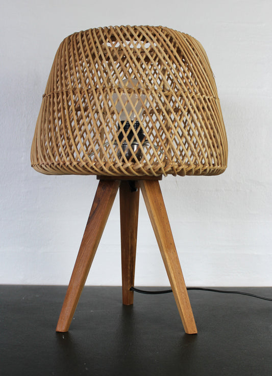 Outlet - Flettet rattan bordlampe  Ø 29 x H 42 cm