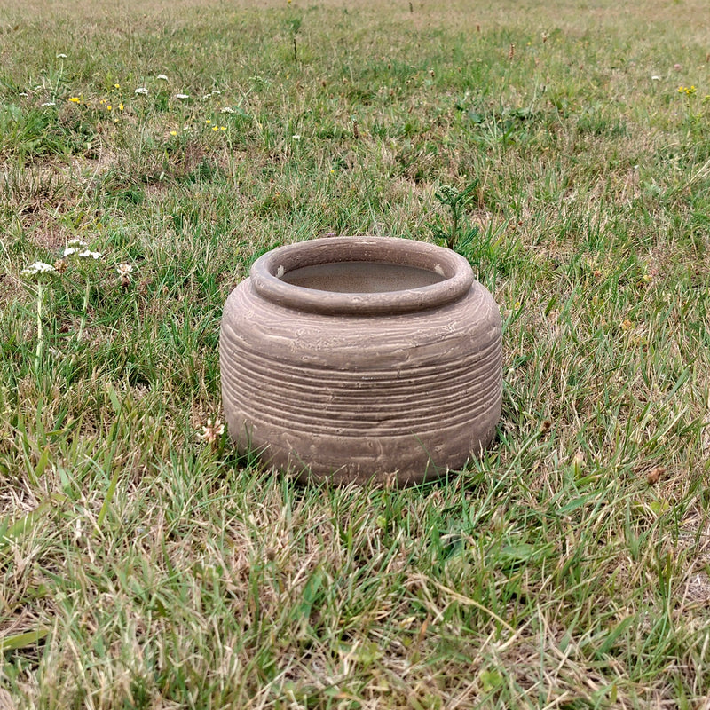Skjuler med riller på midten Mørk Sand Ø 19 x H 13 cm