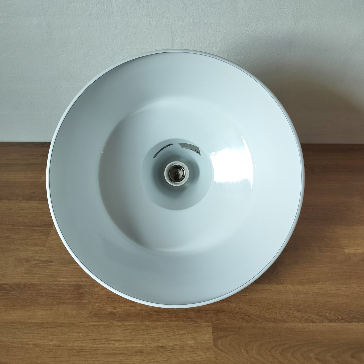 Secondhand - Louis Poulsen industri pendel HVID (1)