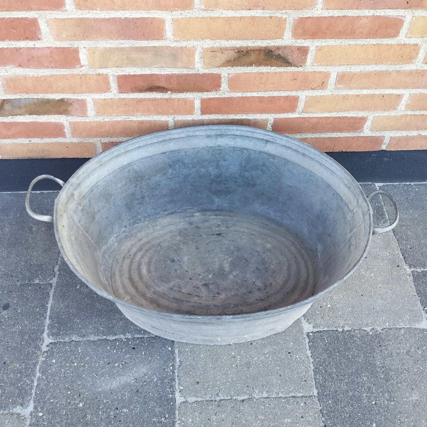 Secondhand - Zink balje L 63,5/73 x B 49,5 x H 26-28,5 cm