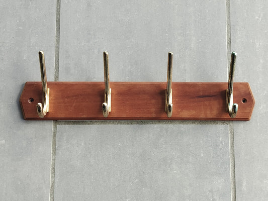 Secondhand - Teak knagerække med 4 messing dobbelt knager L 40 cm