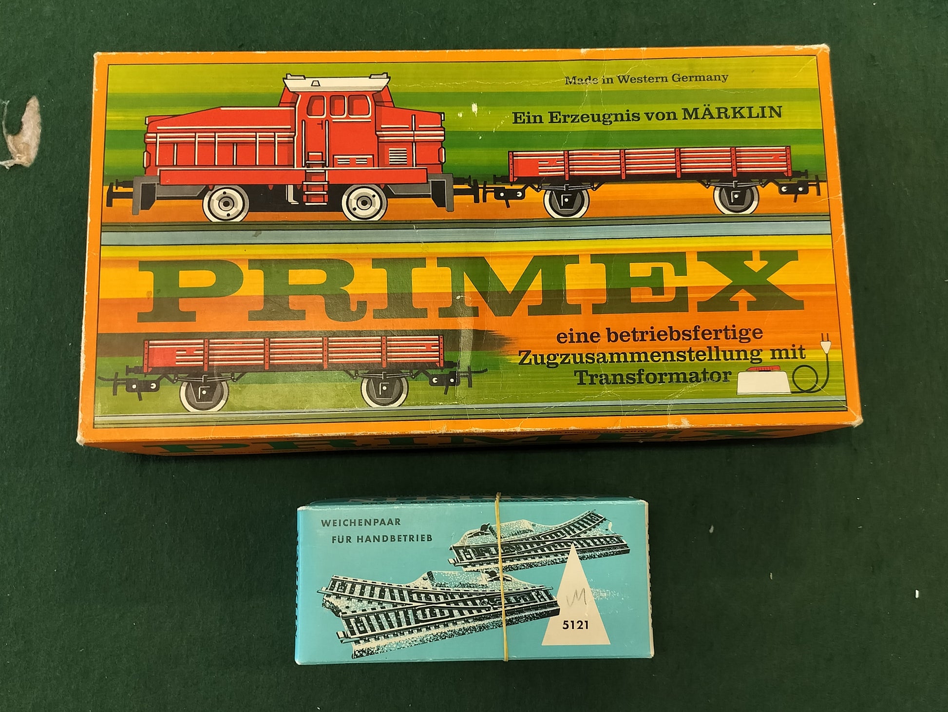 Secondhand - Märklin godstog sæt med transformator og separate skinner