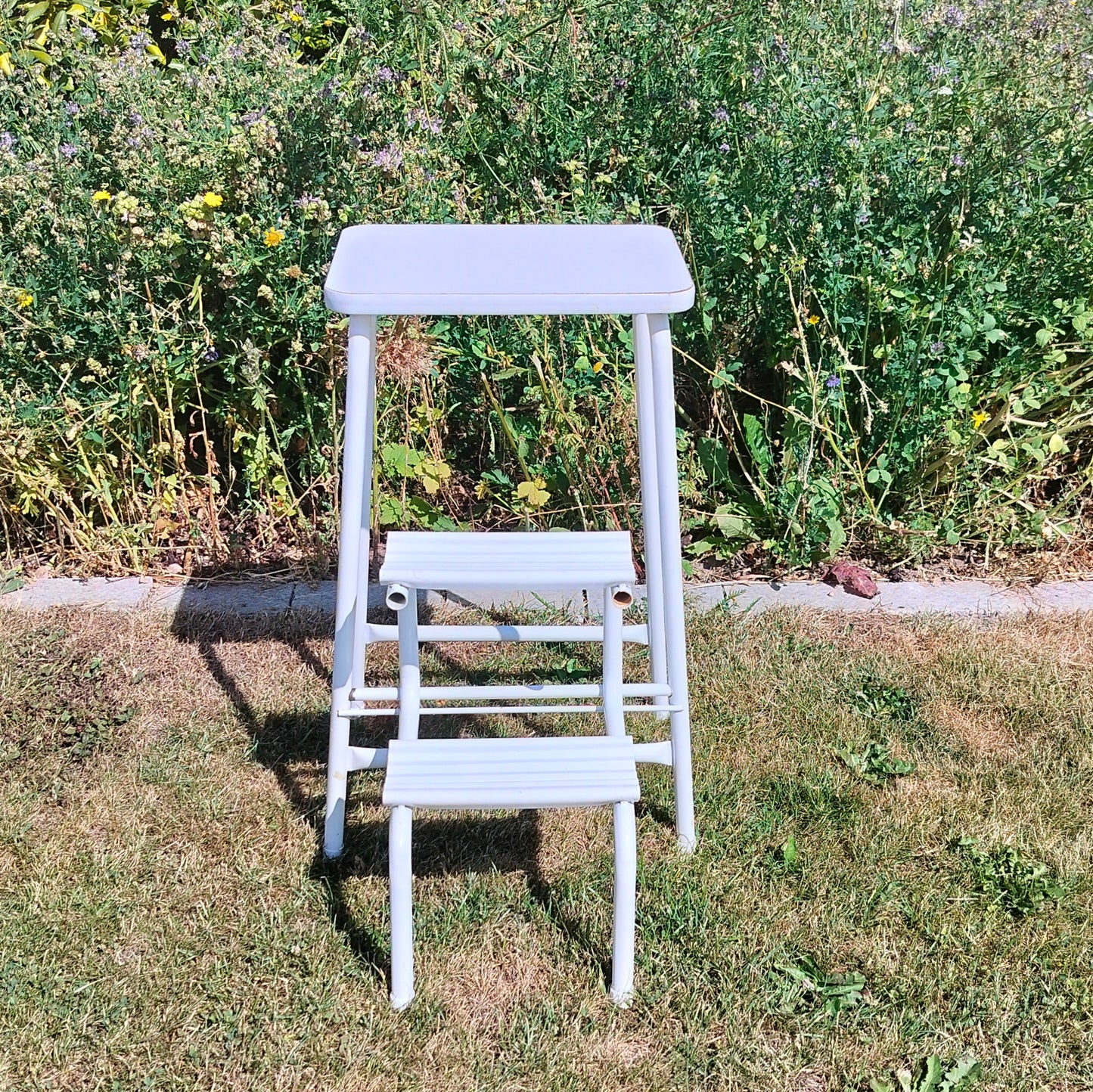 Secondhand - Trappestige hvid retro