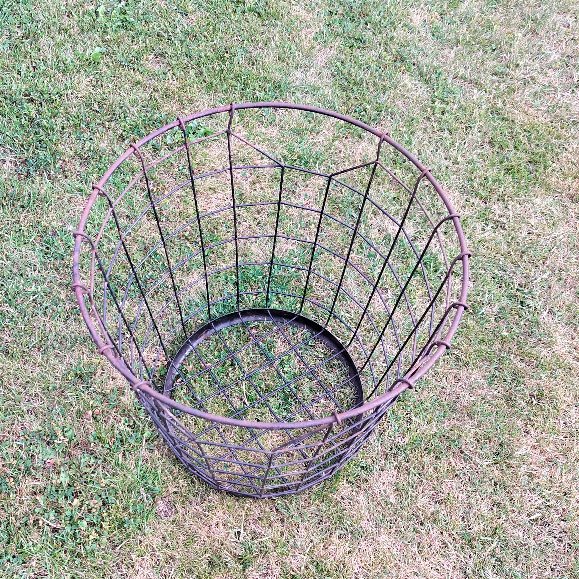 Secondhand - Trådkurv Ø 41 x H 42 cm
