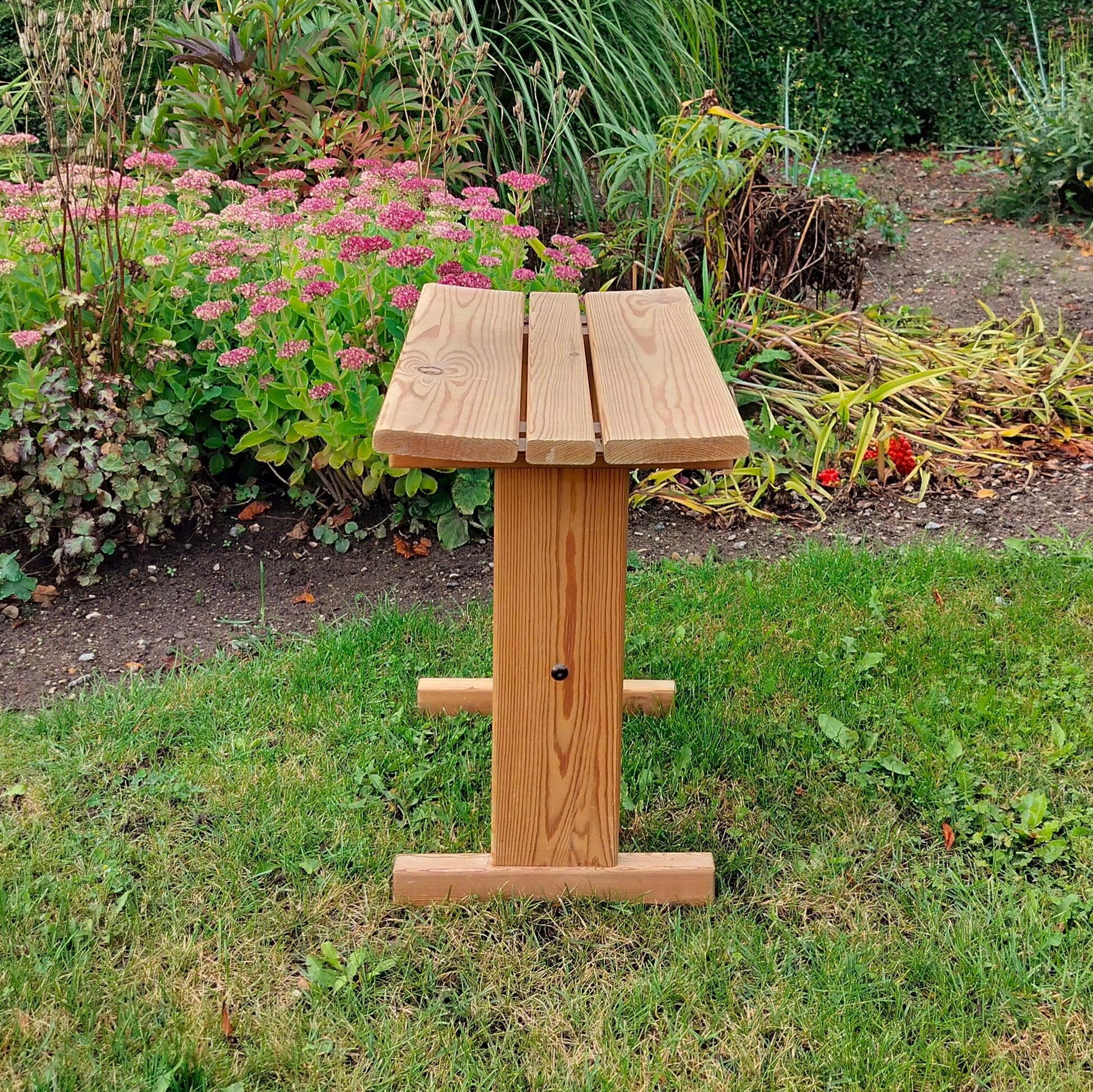 Secondhand - Træ bænk i naturfarvet L 50 x D 28,5 x H 47,5 cm