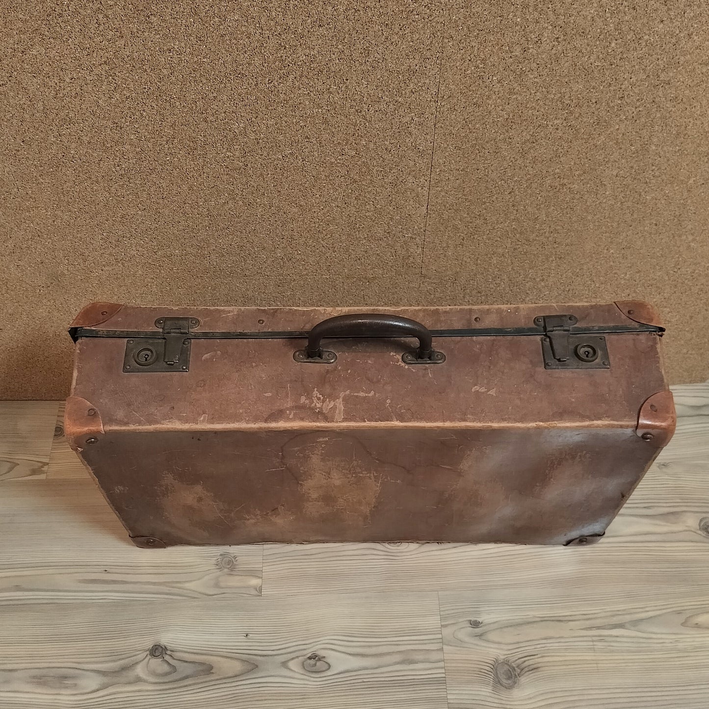 Secondhand - Gammel Kuffert med patina