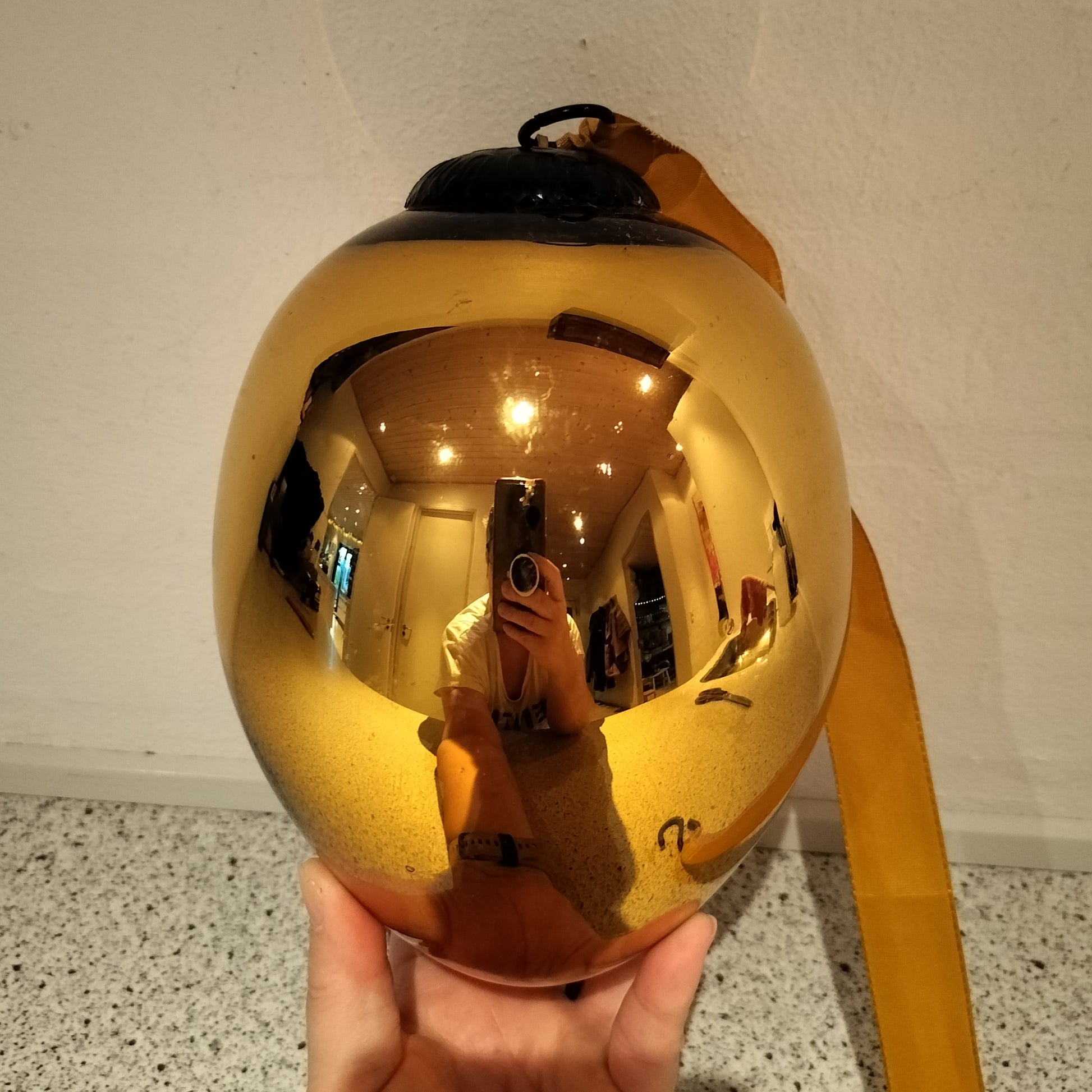 Secondhand - Julekugle stor gul