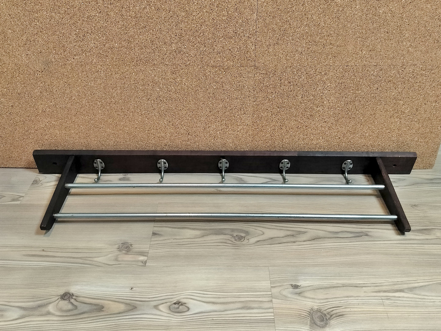 Secondhand - knagerække med hattehylde B 100 cm