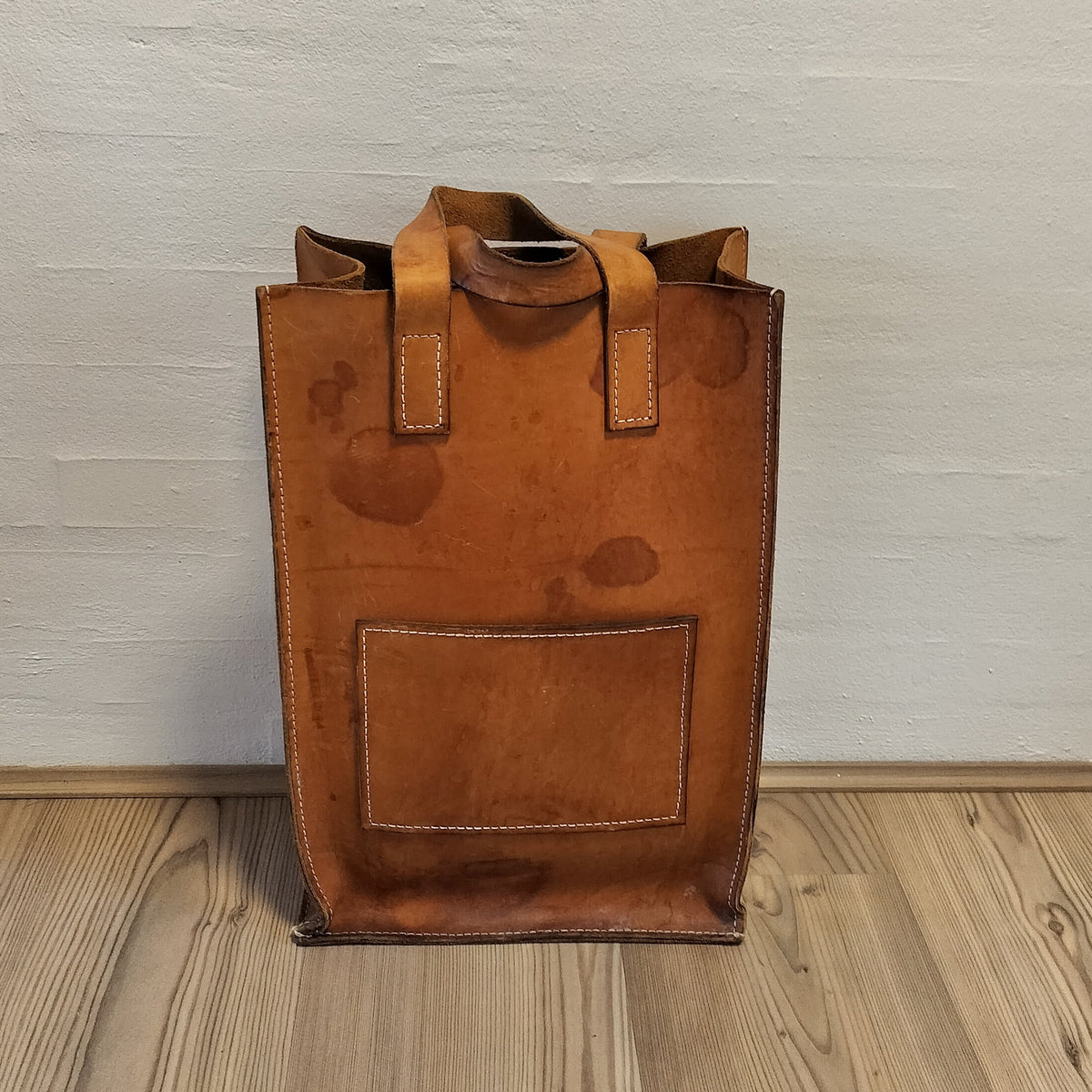 Shopper af kernelæder (patineret)