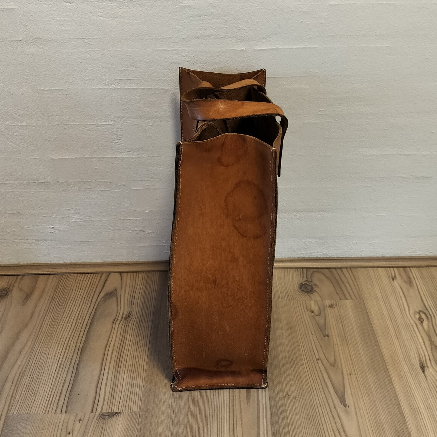 Secondhand - Shopper af kernelæder (patineret) fra den anden side