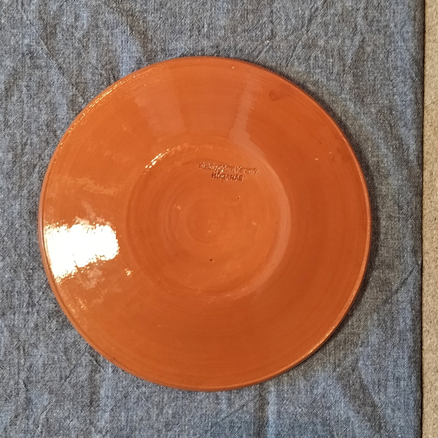 Secondhand - Lerfad med mønster fra Höganäs Ø 27,5 x H 3,2 cm.