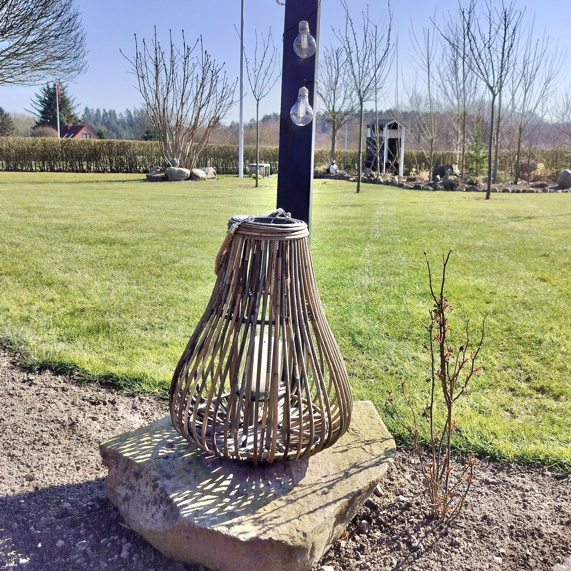 Lanterne af rattan H 50 cm