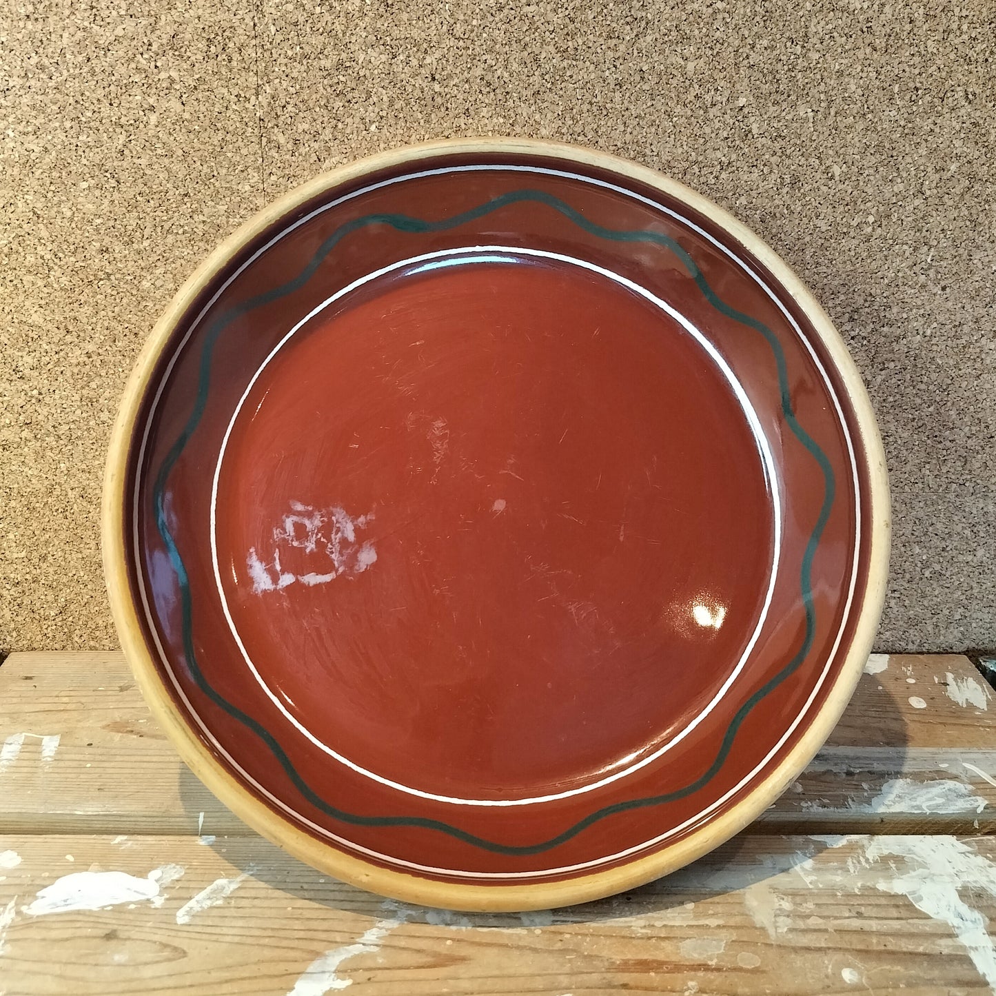 Secondhand - Lerfad med mønster Ø 29,5 cm og H 5 cm.