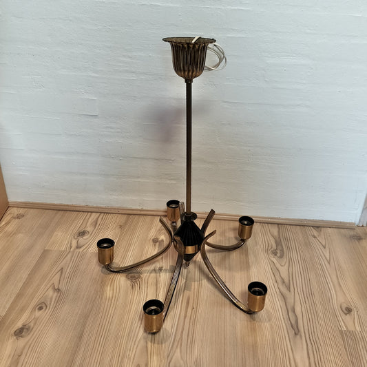 Secondhand - Lysekrone med 5 arme.