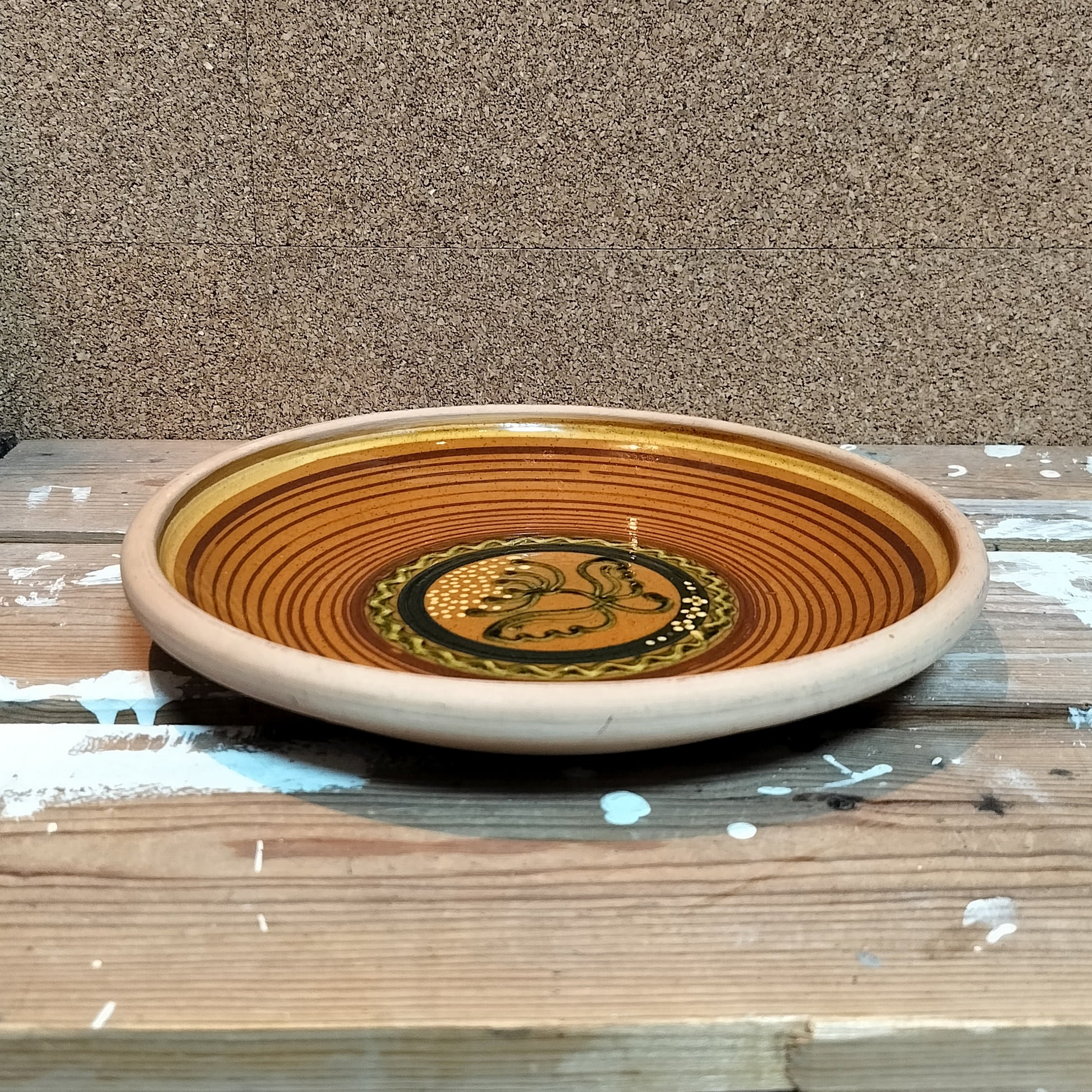 Secondhand - Lerfad dekoreret og glaseret indvendig  Ø 25 x H 4 cm (2)