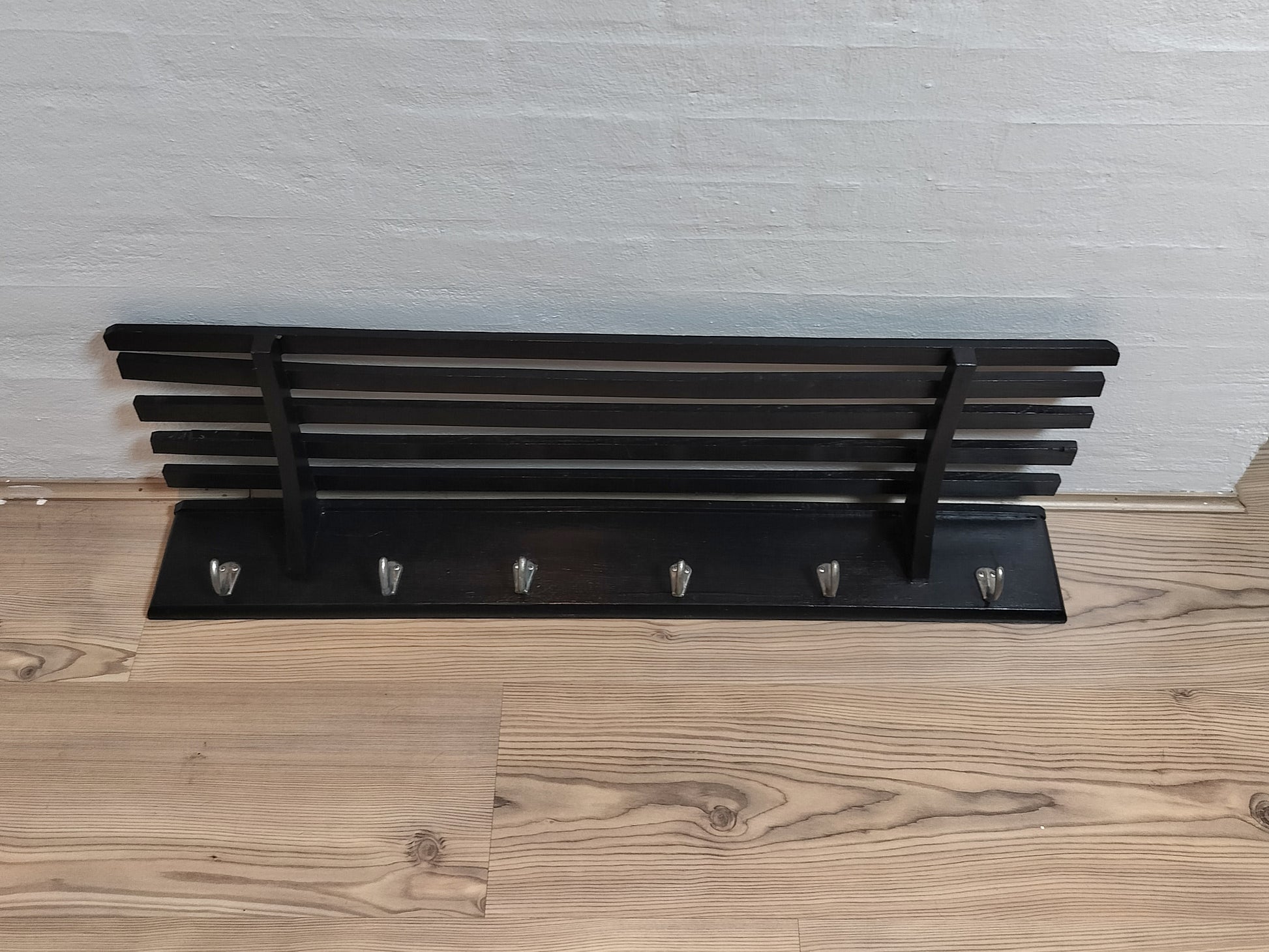 Secondhand - knagerække med hattehylde B 87 x D 28 x H 12,5 cm