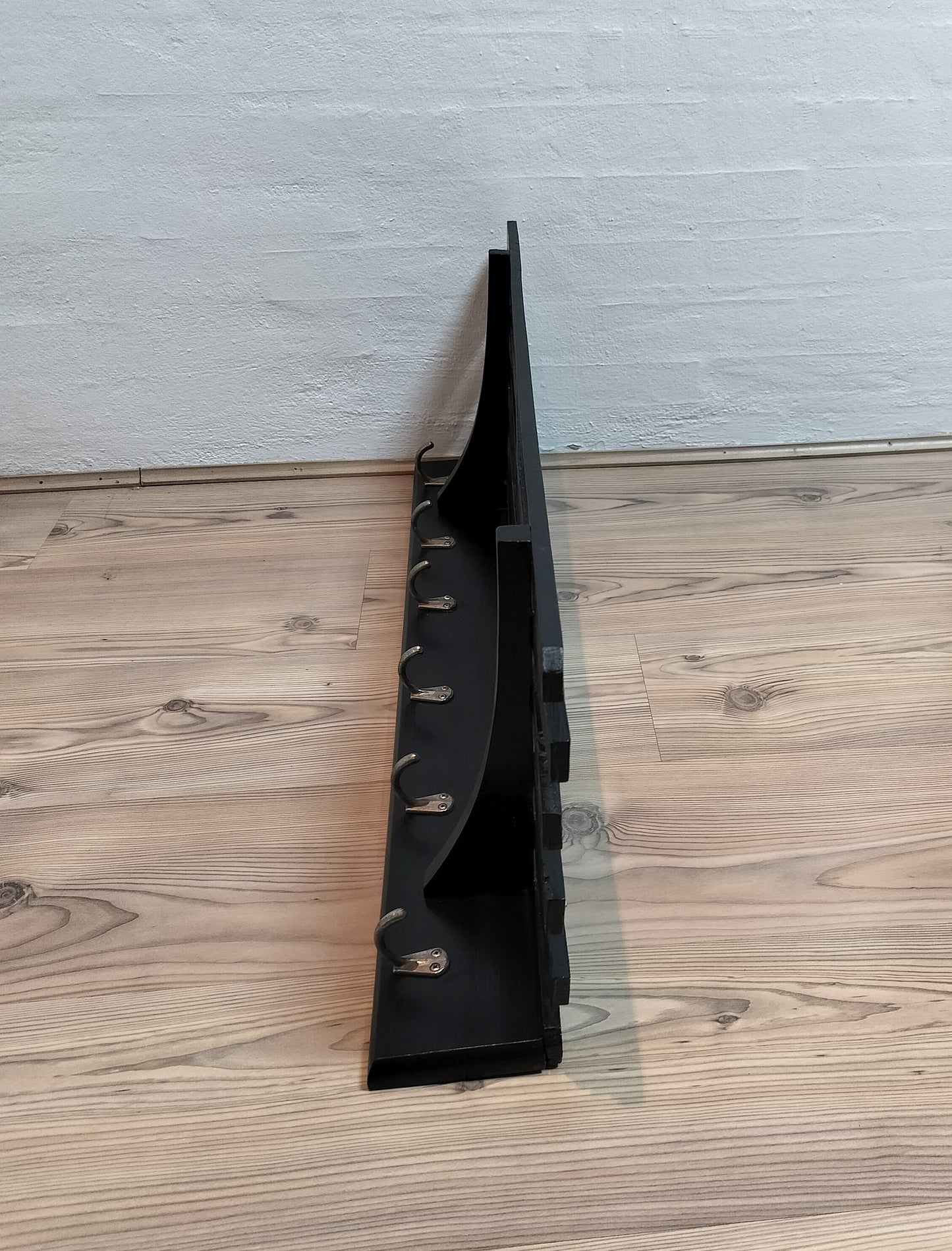 Secondhand - knagerække med hattehylde B 87 x D 28 x H 12,5 cm