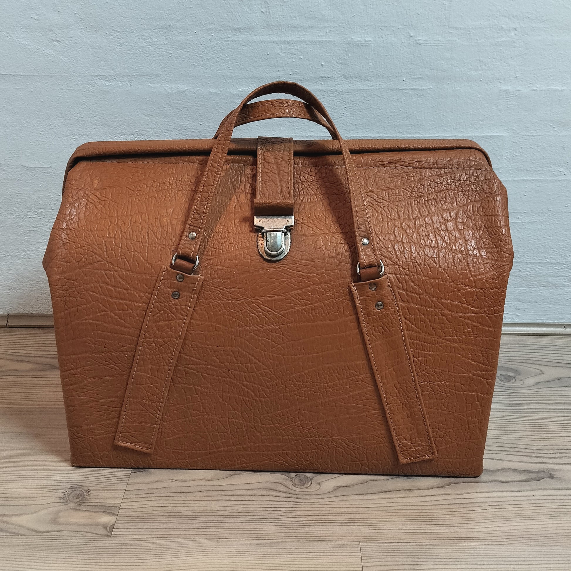 Secondhand - Vintage rejsetaske i kunstlæder