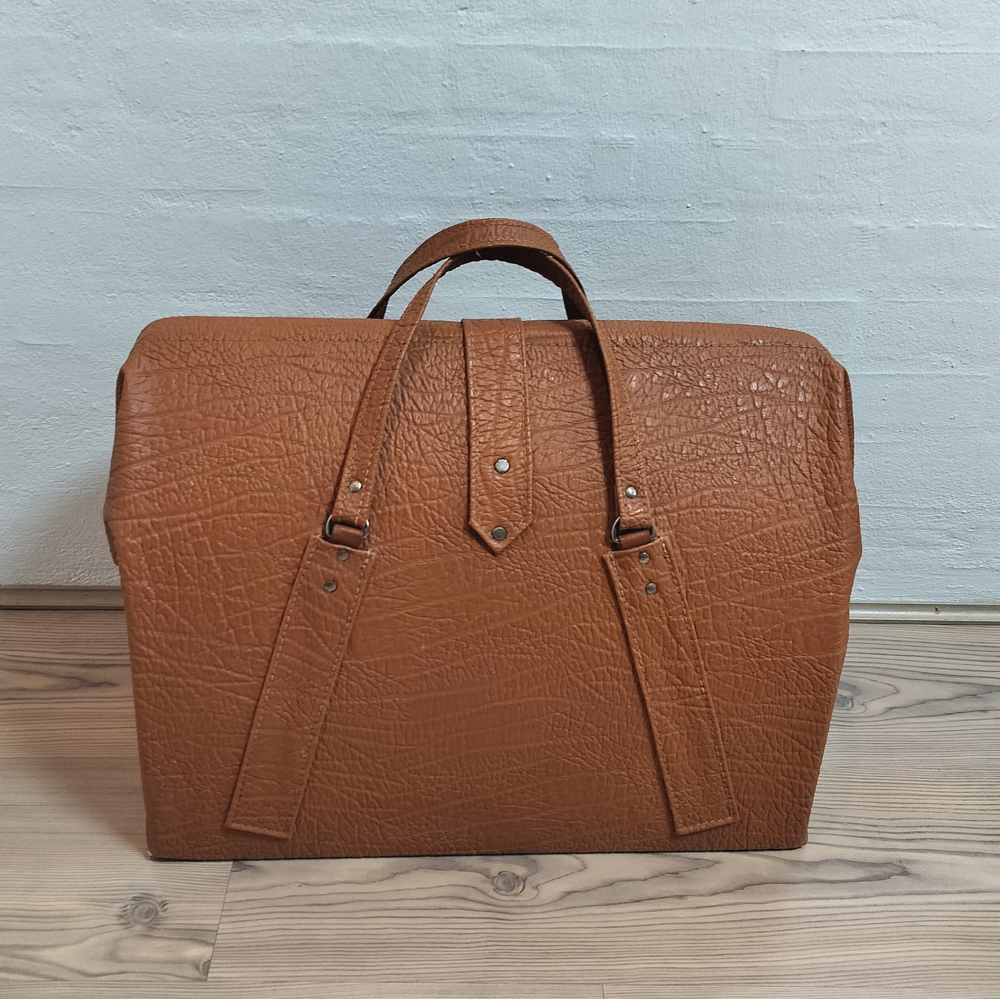 Secondhand - Vintage rejsetaske i kunstlæder