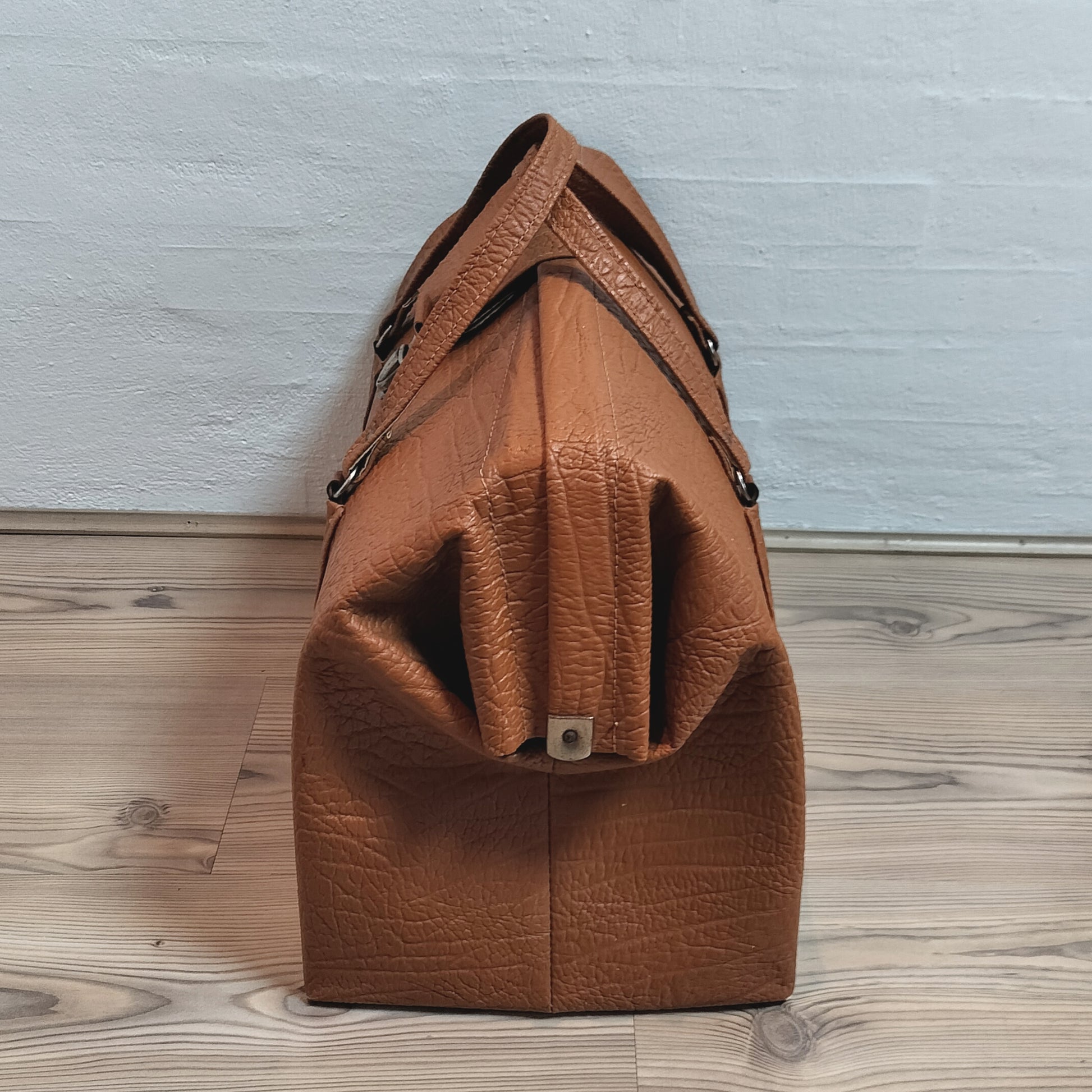 Secondhand - Vintage rejsetaske i kunstlæder