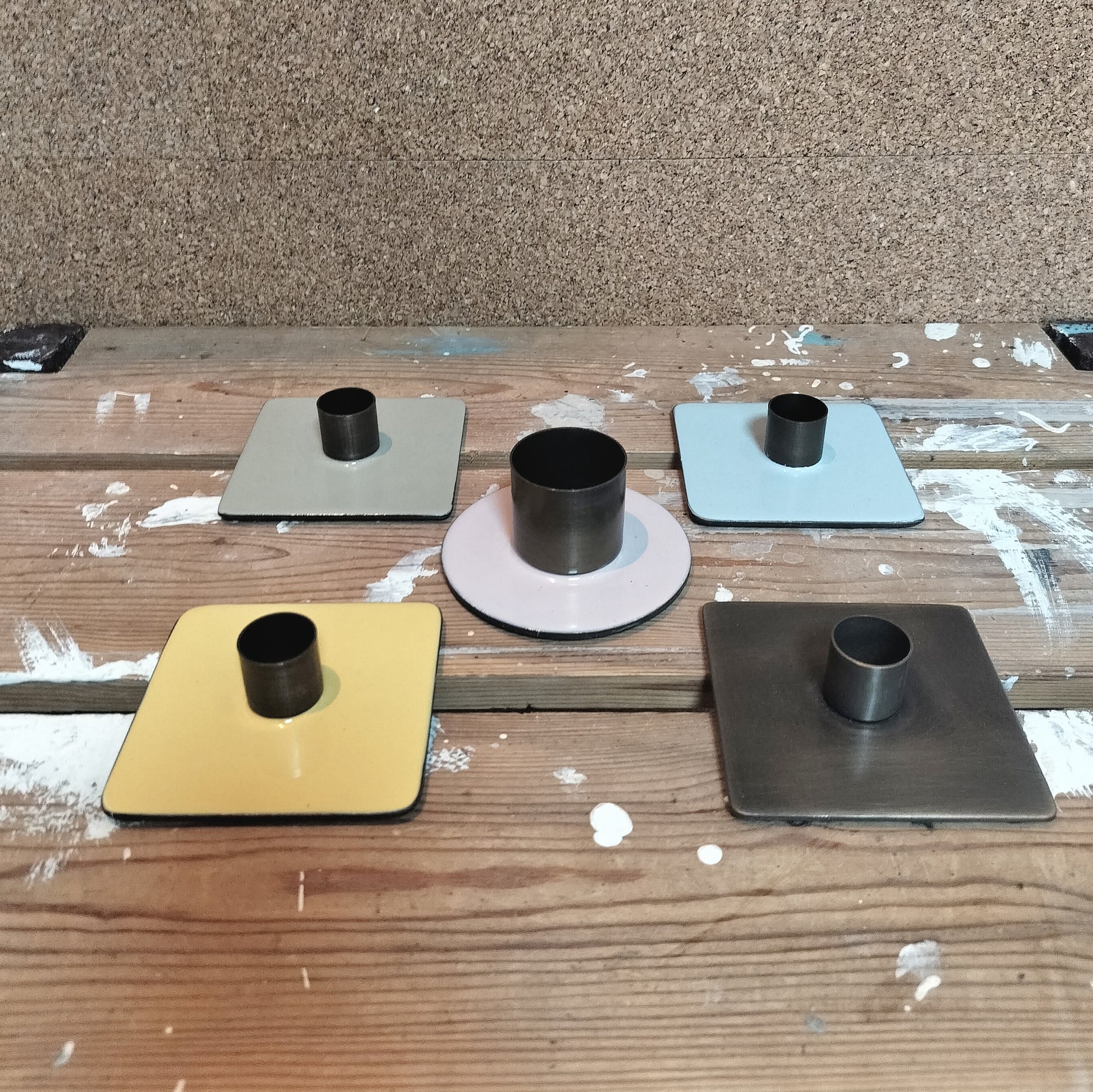 Secondhand - Lot med 5 stk. lysestager (4 til kronelys, 1 til 3,8 cm lys)