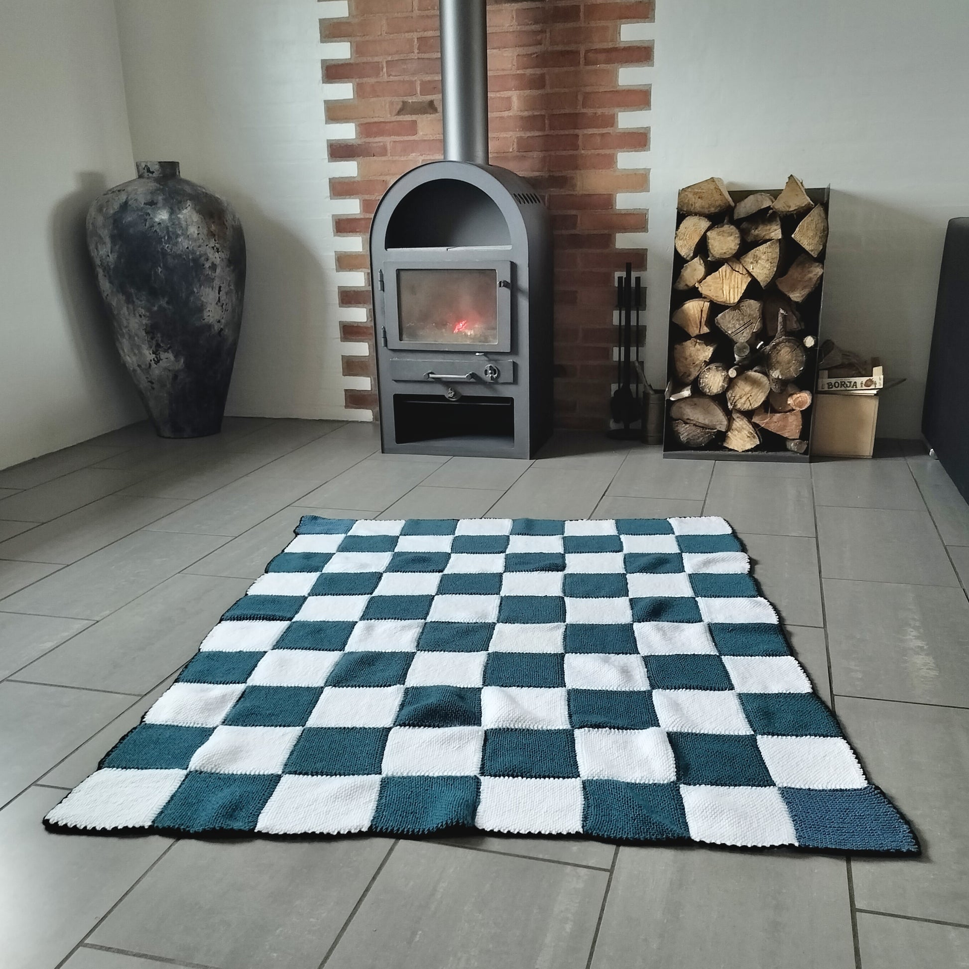 Secondhand - Strikket mormor tæppe 116 x 148 cm