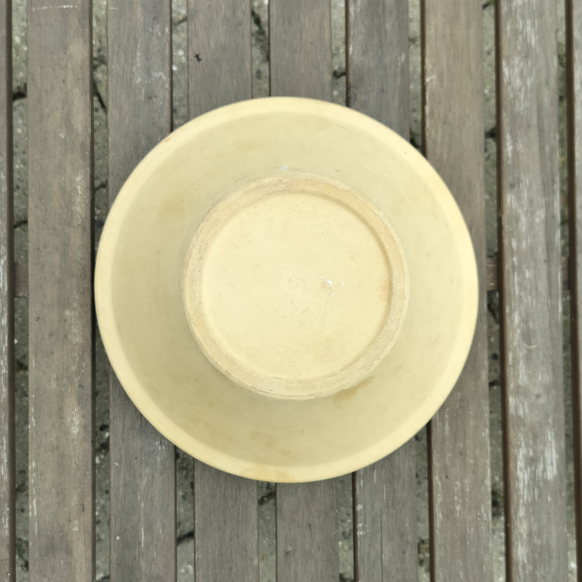 Secondhand - Lerfad med mønster indvendig Ø 27 x H 9,8 cm