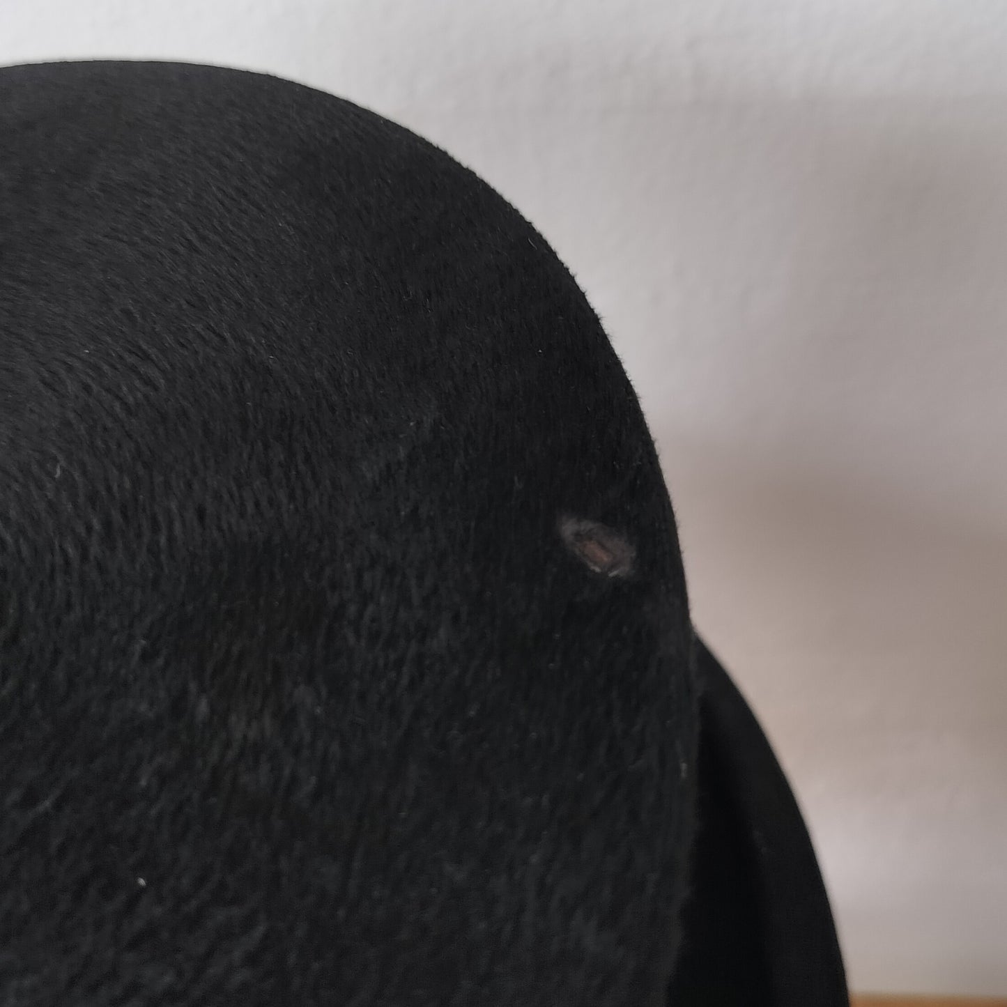 Secondhand - Gammel høj hat af muldvarpe skind