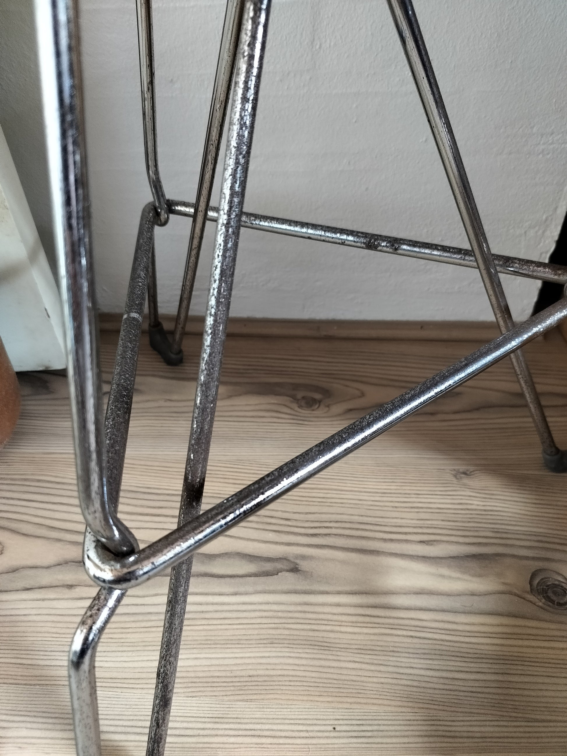 Secondhand - Dulton barstol (patineret)