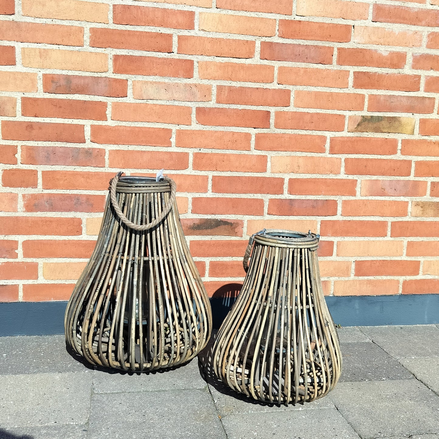 Lanterner af rattan 40 og 50 cm høje