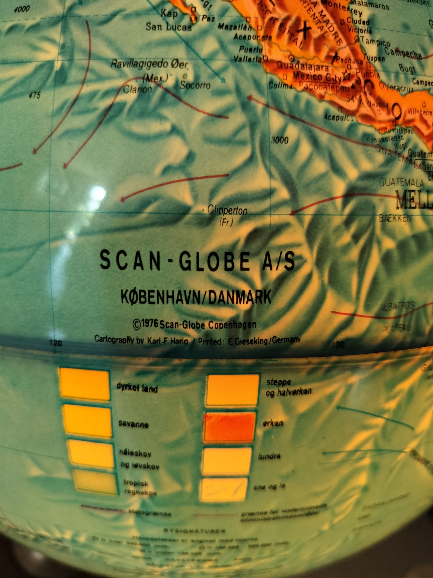 Secondhand - Scan-Globe Globus på brun plastik fod
