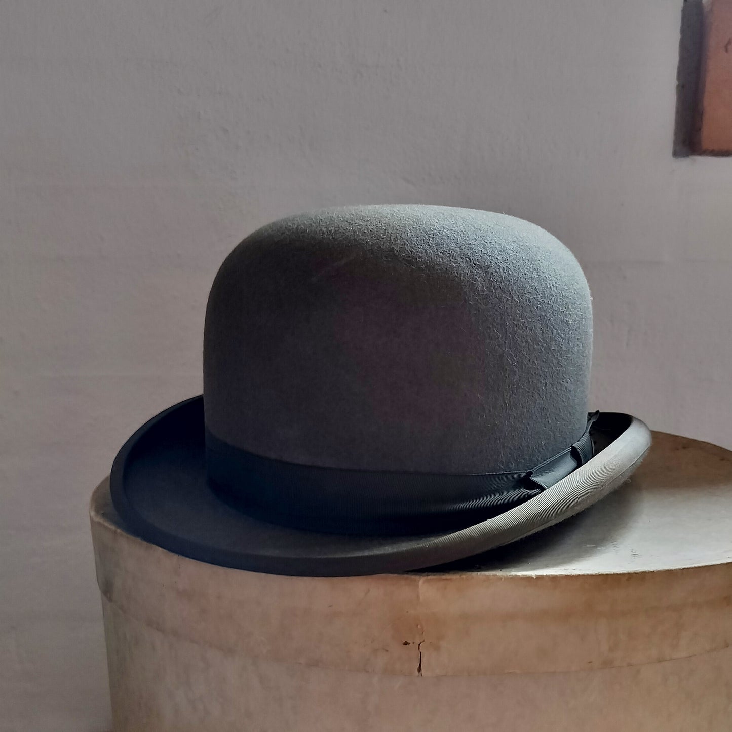 Secondhand - Gammel Bowlerhat fra Battersby London Hats