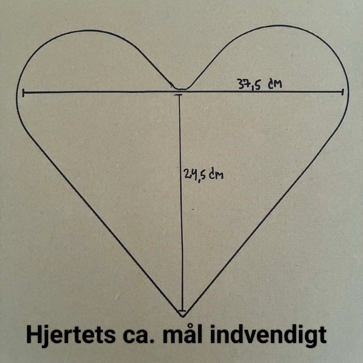1 stk. metal hjerte på herregårdssten H 106 cm