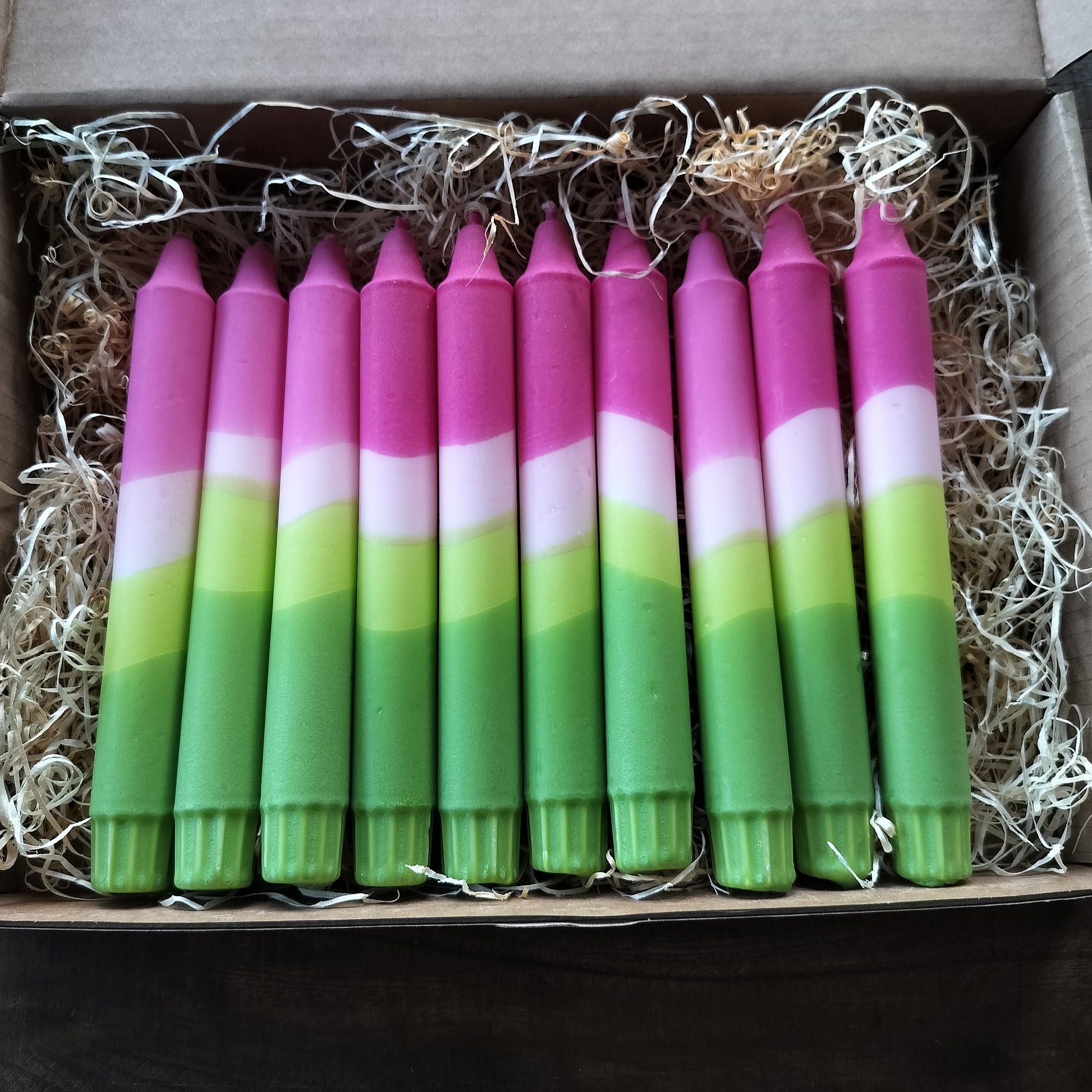 Stearinlys dip dye i pink, rosa og grønne nuancer 