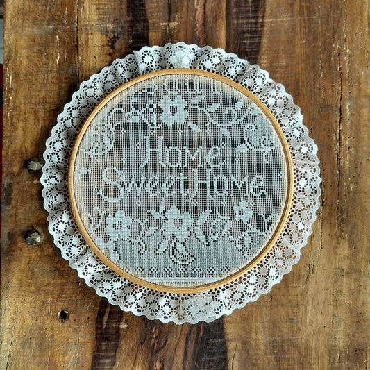Secondhand - Kniplet vægpynt 'Home Sweet Home'