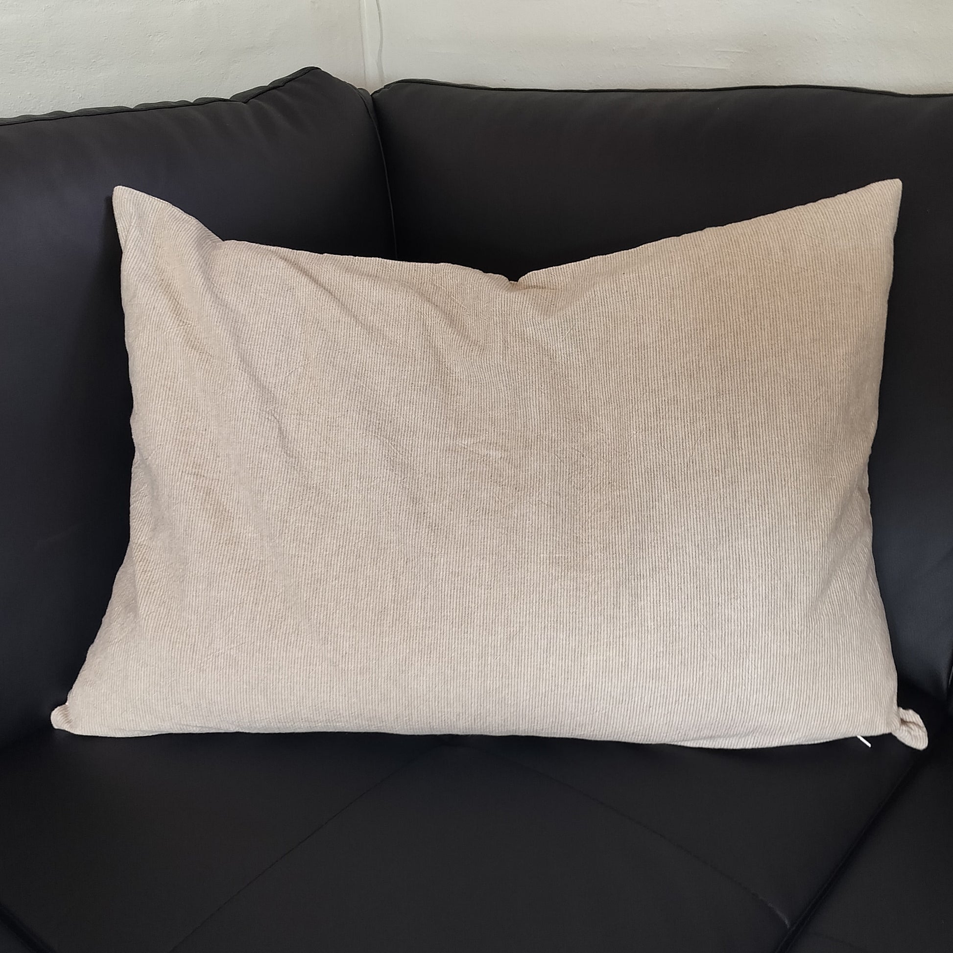 Ib Laursen - Pudebetræk med lysebrune og beige striber 70 x 50 cm