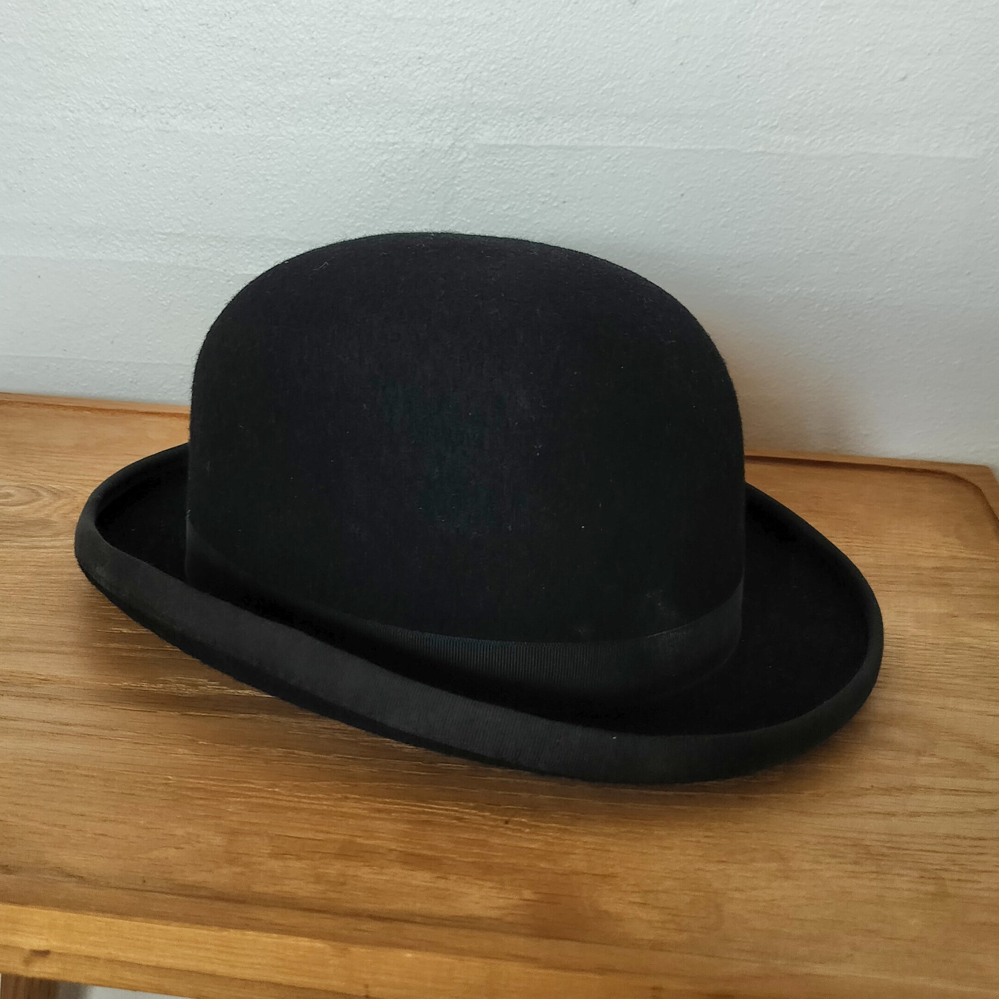 Secondhand - Gammel Sort Bowler Hat fra Failsworth