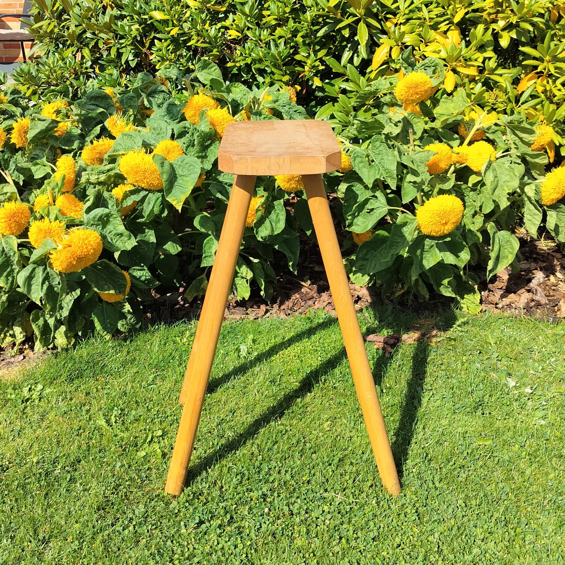 Secondhand - Gammel og høj skammel H 65,5 cm
