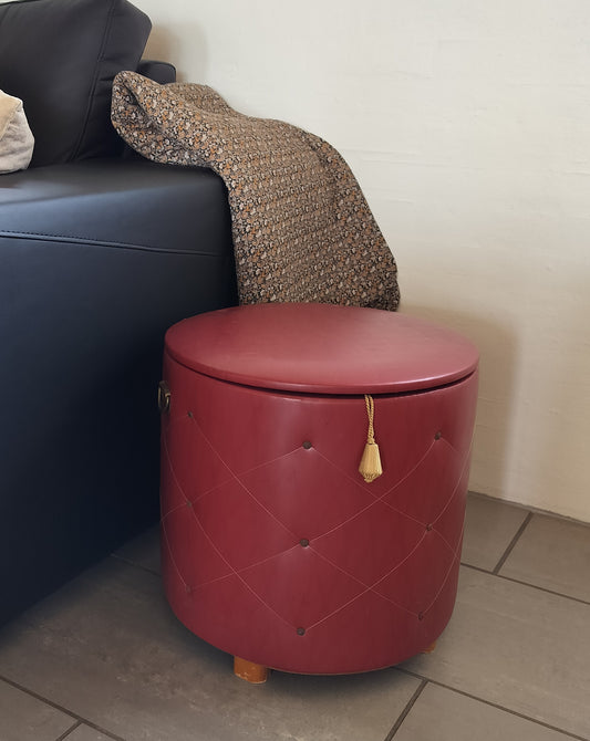 Secondhand - Rød retro puf med låg