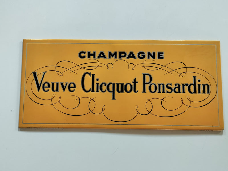 Metal skilt CHAMPAGNE Veuve Clicquot Ponsardin (Den Gule Enke)