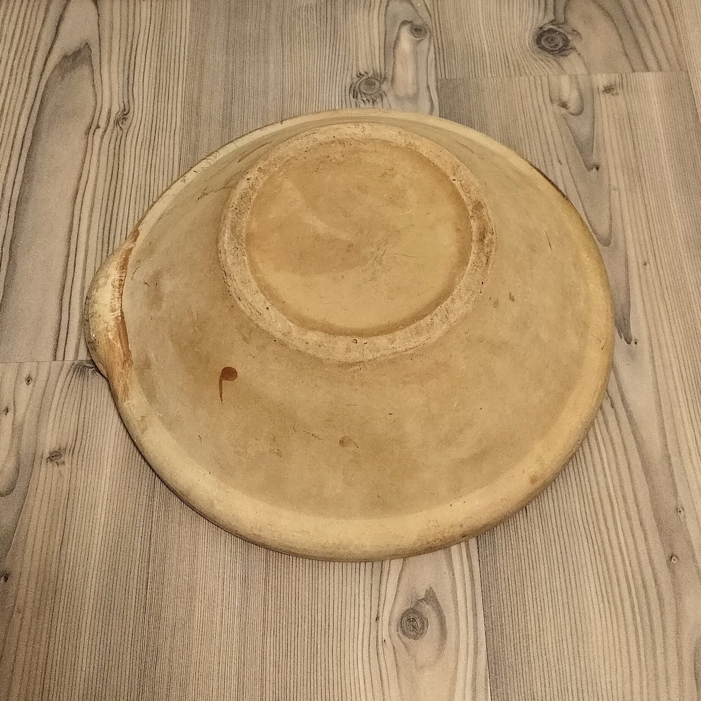 Secondhand - Gammelt lerfad Ø 33/35 x H 11 cm