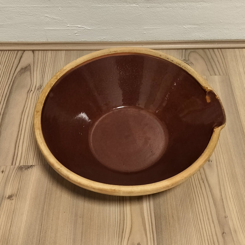 Gammelt lerfad Ø 33/35 x H 11 cm